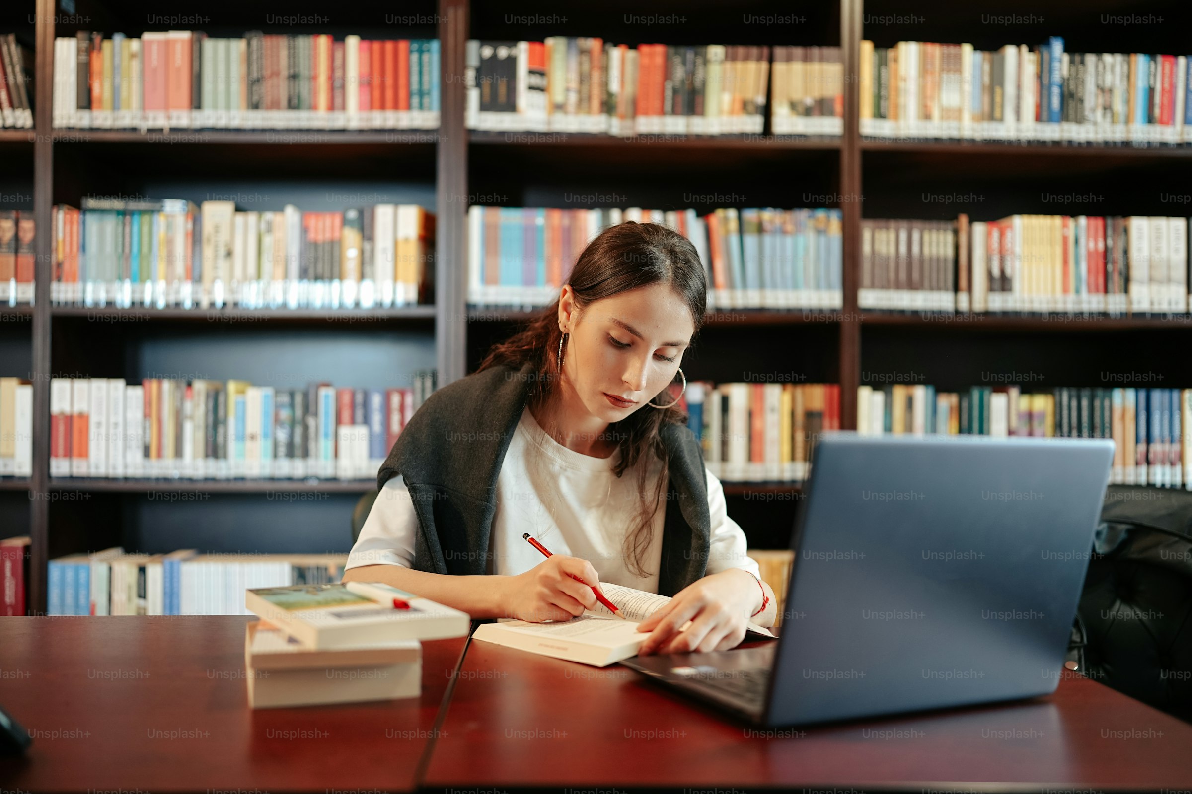 510+ MCAT tutoring hero image